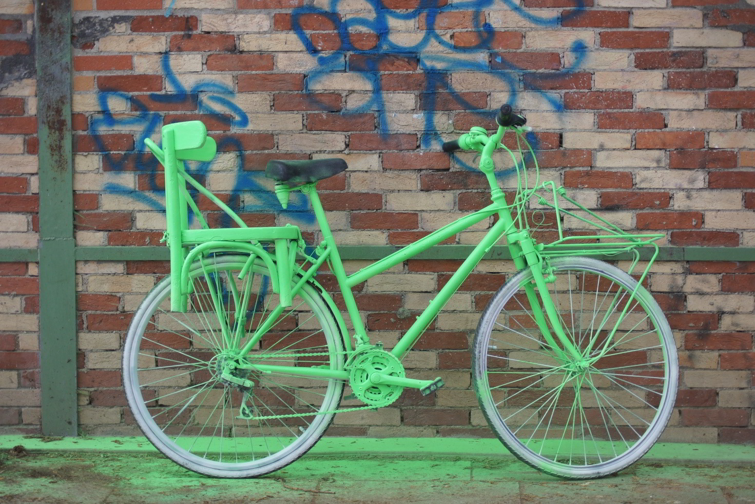 Vélo habillé en vert